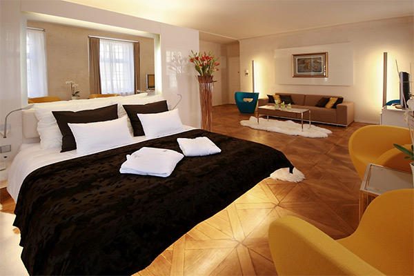 Hotel Three Storks *****